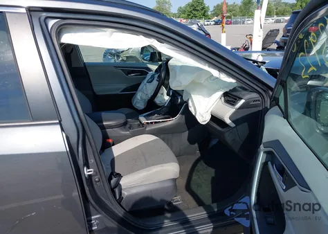 2021 Toyota Rav4 Xle from USA, damaged, VIN 2T3W1RFVXMW116015